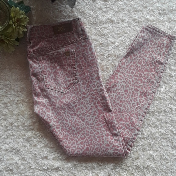 divine rights of denim Denim - Divine Rights of Denim Pink Cheetah Print Jean's